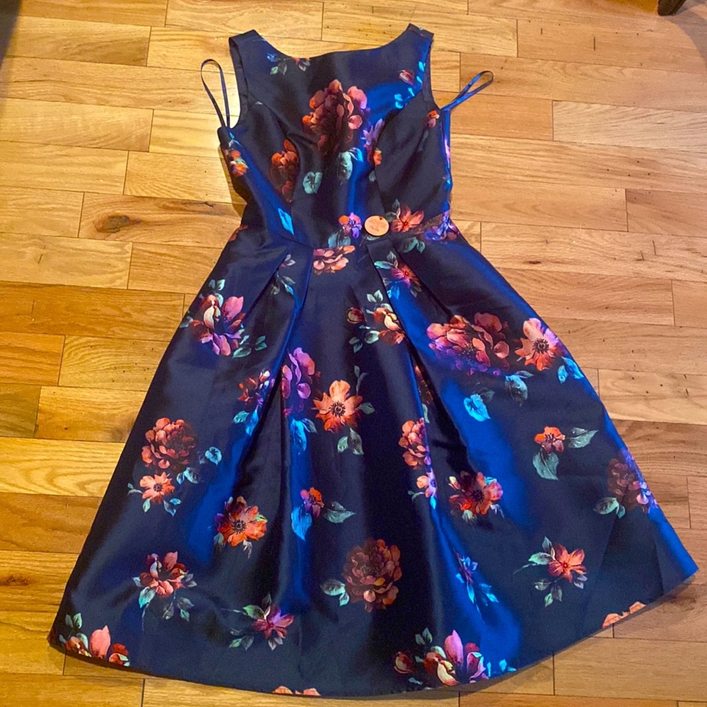 Blue floral dress 🌷